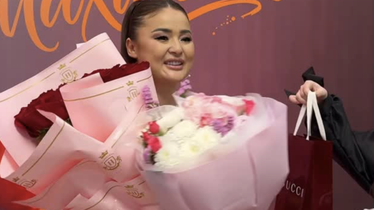 Мөлдір Мұқанова туған күнін дүркіретіп атап өтті (ВИДЕО)