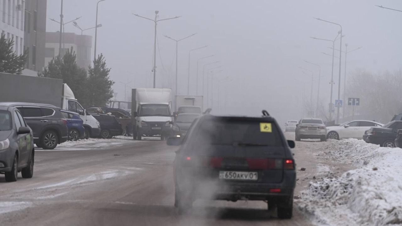 Штормовое предупреждение в Казахстане: усиливается риск тумана и паводков
