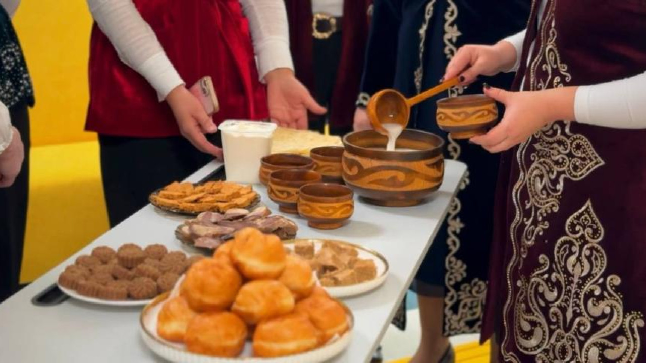 В школах запретили накрывать праздничные столы на Наурыз