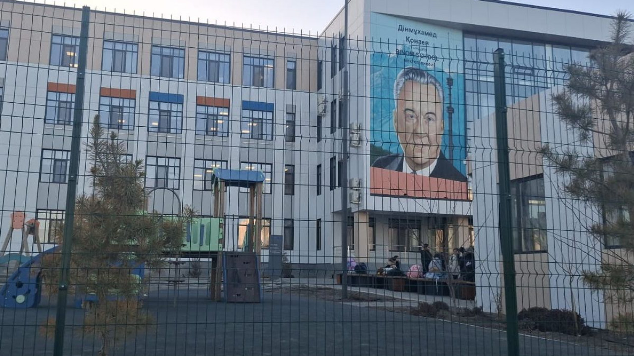 Атыраудағы оқушыны пышақтау ісі: BINOM мектебі буллинг туралы мәлімдемеге жауап берді