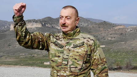 Лидер Азербайджана объявил мобилизацию