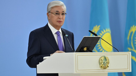 Президент Касым-Жомарт Токаев поздравил казахстанцев с праздником Ораза айт