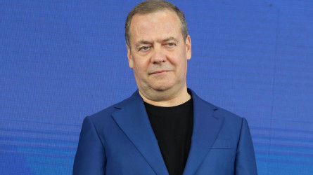 Медведев АҚШ-тың кесірінен «зомби-апокалипсис» болатынын айтты