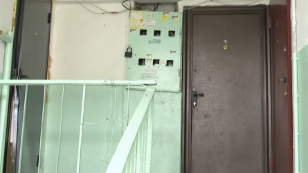 Шымкентте бір подъездегі үш пәтерден төрт адамның мәйіті табылды