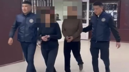 В Атырау задержаны две женщины по подозрению в мошенничестве