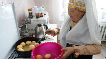 Сколько стоят баурсаки к Наурызу в Казахстане