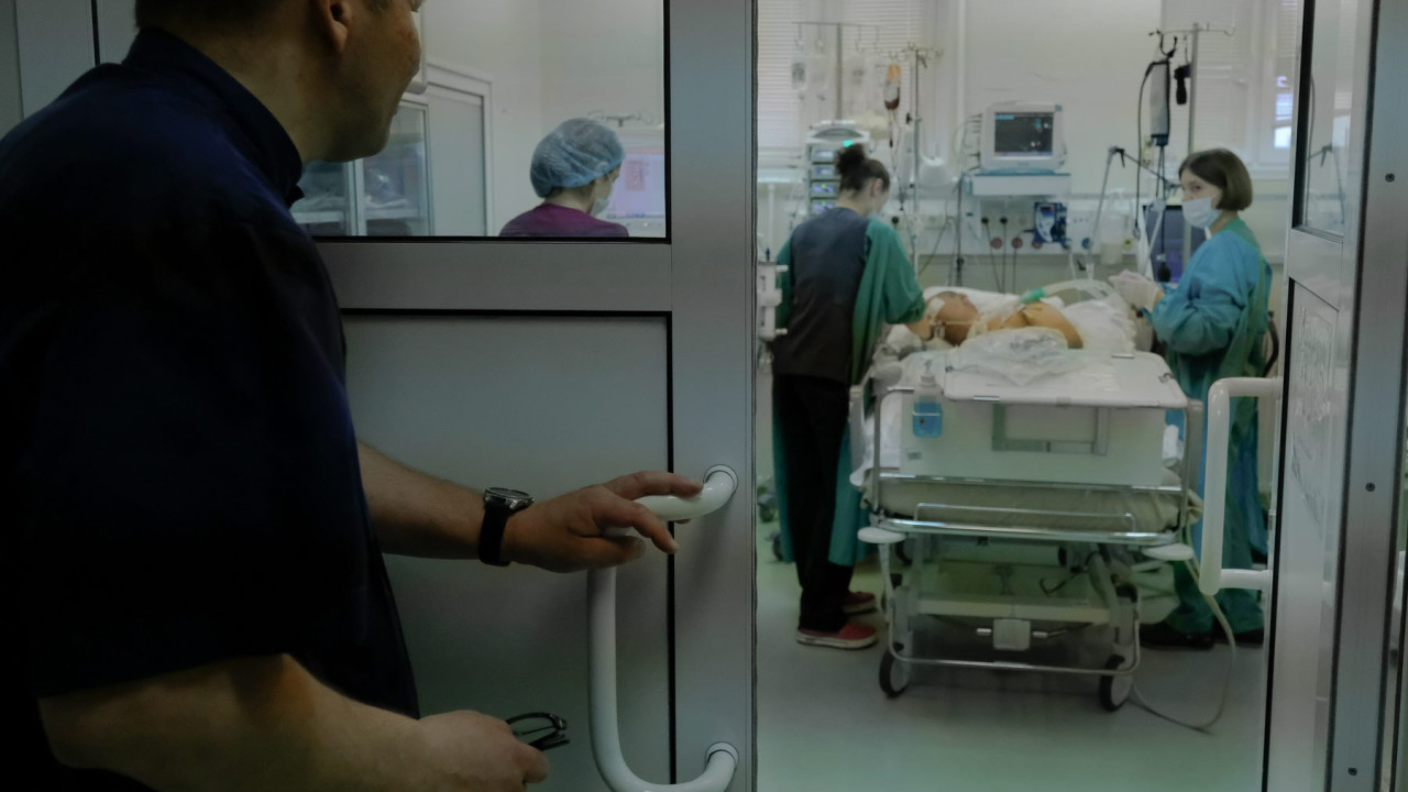 Петропавлда көшеден табылған темекі қызды жансақтау бөліміне түсірді