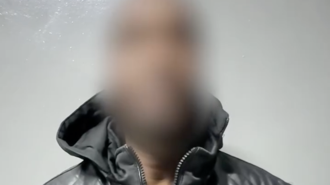 Алматыда курьерге шетелдік қорап арқылы есірткі беріп жібермек болды