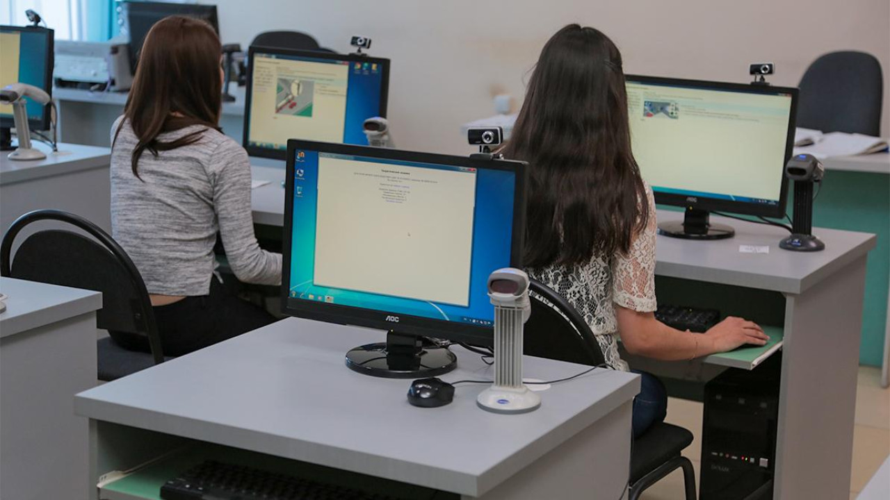 Қазақстанда жүргізуші куәлігіне емтиханды қайта шексіз тапсыруға болады