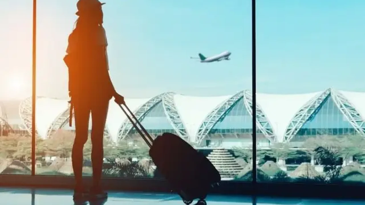 Как казахстанских туристов защищают за границей