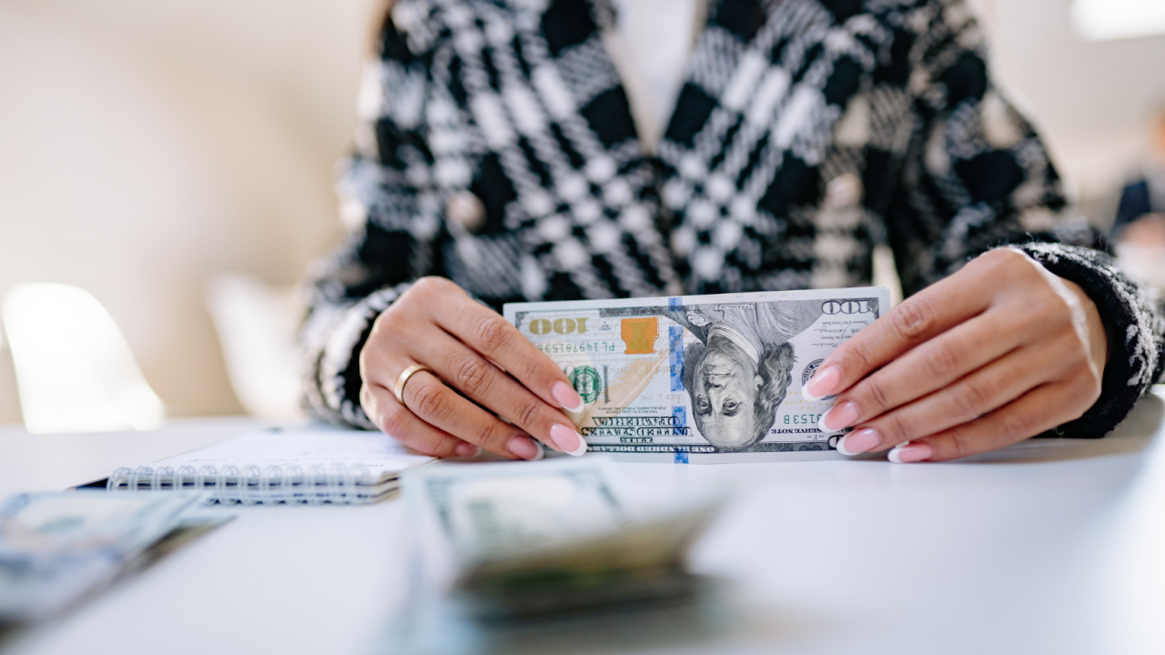 Доллар тағы қанша уақыт төмендей береді?