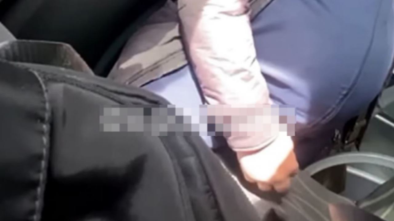 Алматы автобусында бейәдеп әрекет жасаған ер адам іздестіріліп жатыр