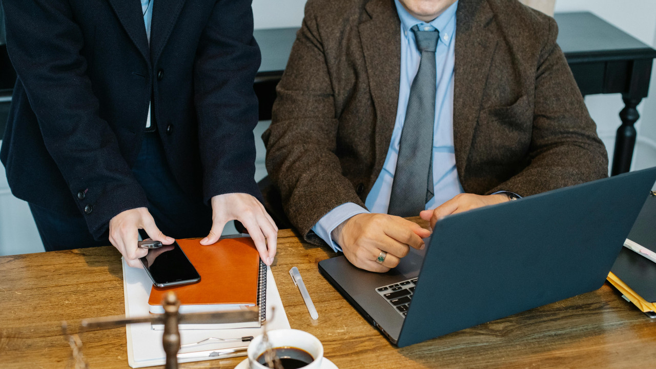 «1 млн тенге на юбилей»: незаконно выплаченные средства сотрудникам акимата возвращены в бюджет