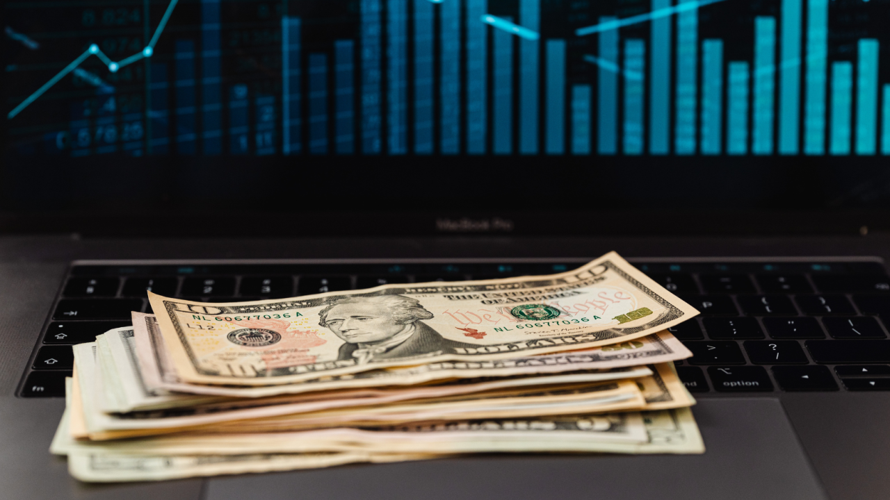 Елімізде доллар бағасы тағы құбылды