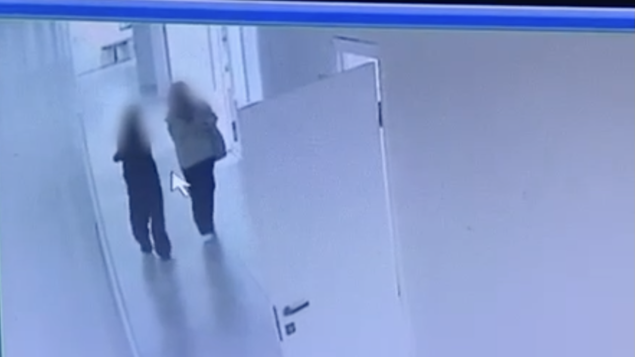 Мектептегі қауіпті «әзіл»: Астанада оқушылар сыныпта газ шашқан