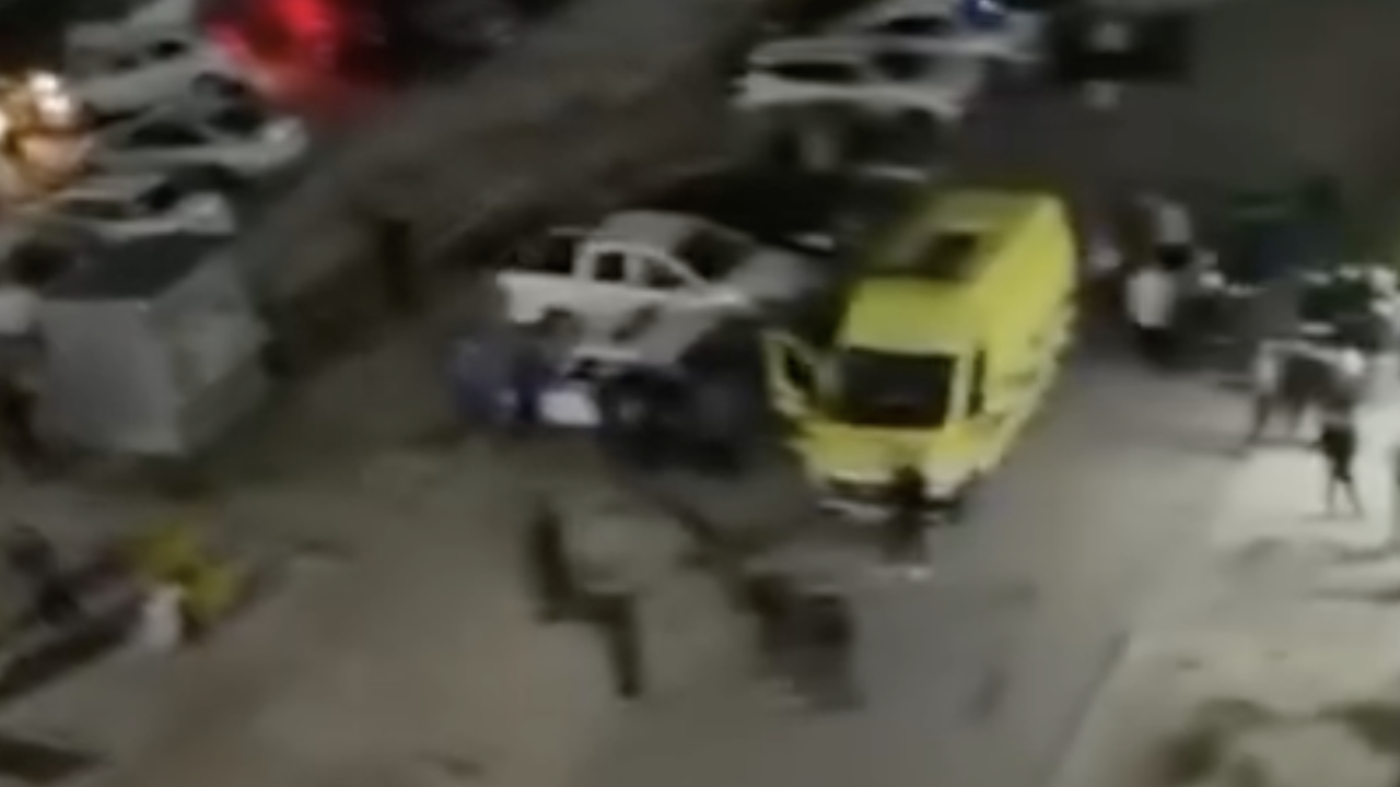 Таразда көршілерінің көзінше 5-қабаттан секірген ер адам қаза тапты