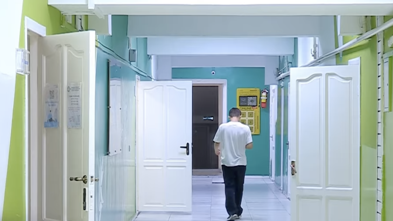 В Шымкенте ученик 8 класса найден мёртвым у себя дома