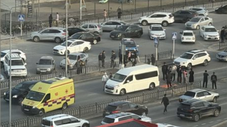 7-летний ребёнок погиб возле школы Binom в Атырау