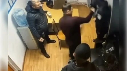 «Командир күш қолданды»: Атыраудағы арнайы жасақта жанжал туды (ВИДЕО)