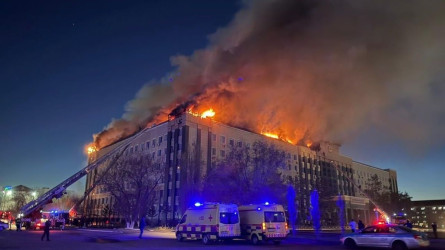 Стала известна предварительная причина пожара в акимате Актобе