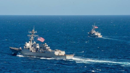 Сенатор США: Вашингтон терпит поражение в противостоянии с Ираном
