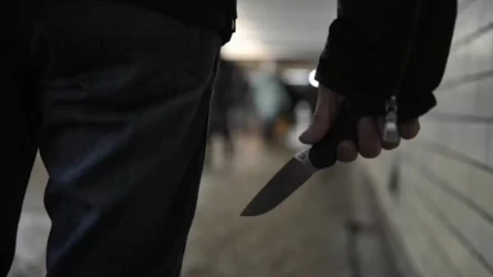 В Караганде в машине обнаружили тело убитой женщины
