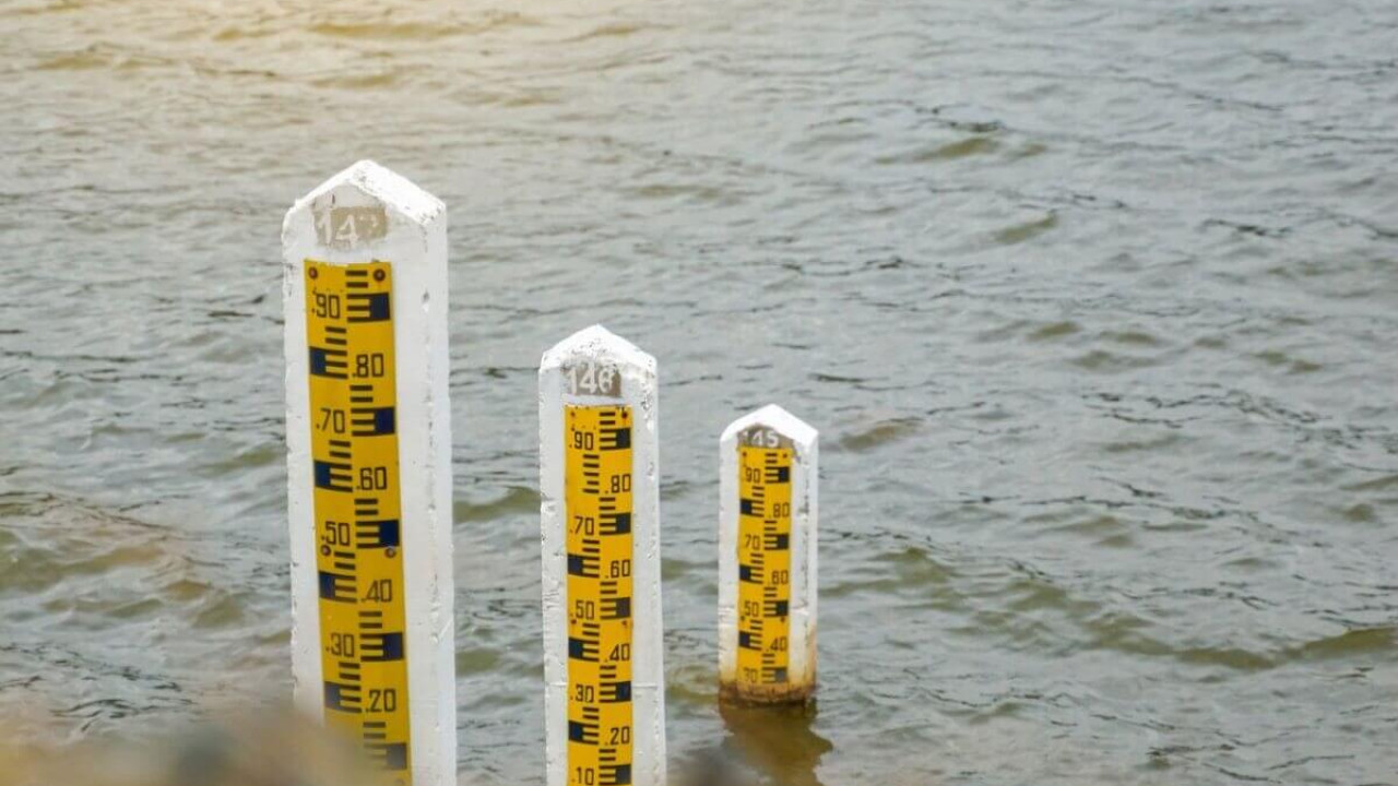 Орынборда Жайық өзенінің су деңгейі қауіпті белдеуге жақындады