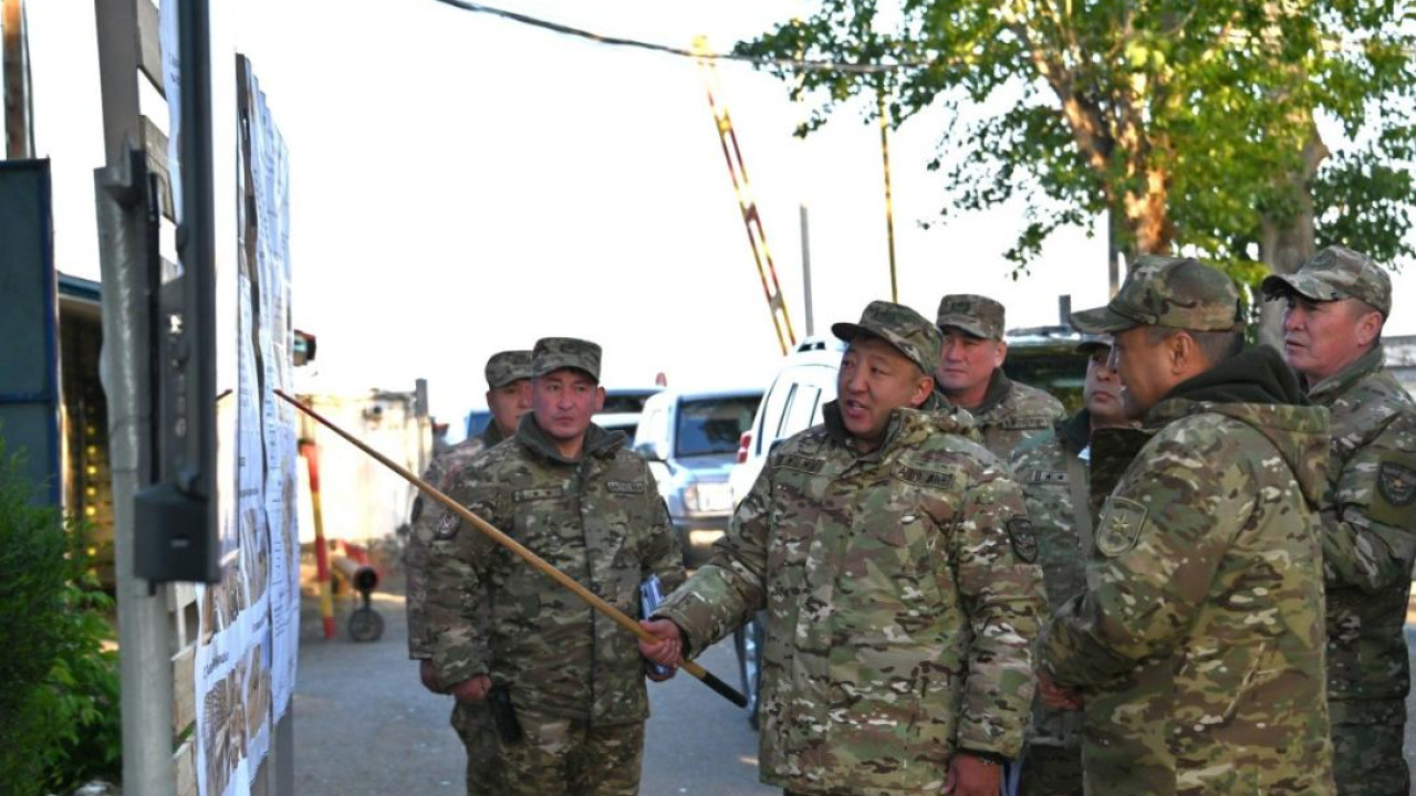 Начальник Генерального штаба проверил организацию боевой подготовки в гарнизонах на востоке страны