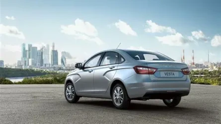 Lada из России стала роскошью: в Казахстане утильсбор вырос почти в 39 раз