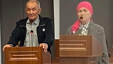В суде Сәрсемалиев расплакался, увидев отца