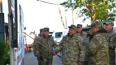 Начальник Генерального штаба проверил организацию боевой подготовки в гарнизонах на востоке страны