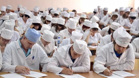 В Казахстане изменят систему медицинского образования: студентам вернут полноценную интернатуру
