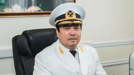 Экс-глава морпорта Актау освобождён в зале суда после оглашения приговора