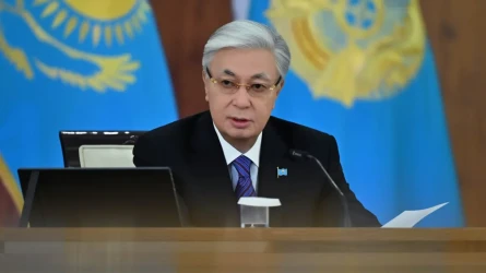 Касым-Жомарт Токаев поздравил казахстанцев с Курбан айтом