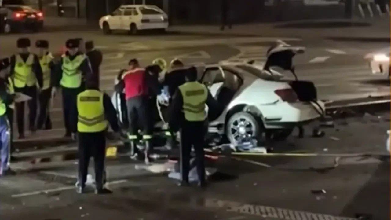 Смертельное ДТП на Аль-Фараби: дело о гибели трёх человек направили в суд