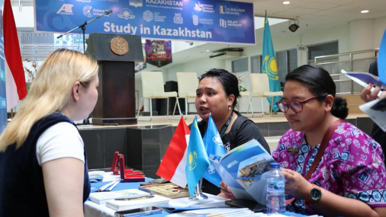 В Индонезии впервые состоялась образовательная выставка «Study in Kazakhstan»