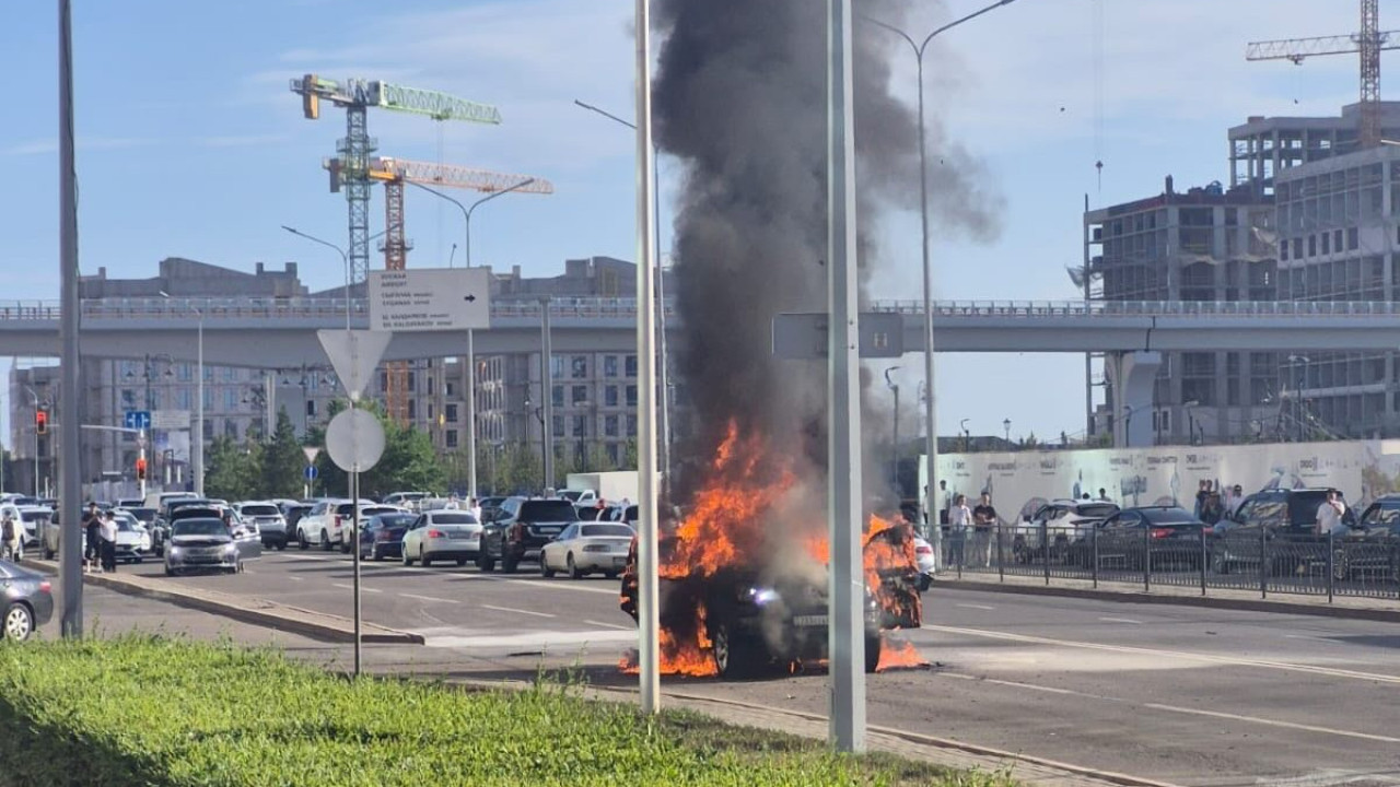 Пять человек остаются в тяжелом состоянии после взрыва автомобиля в Астане