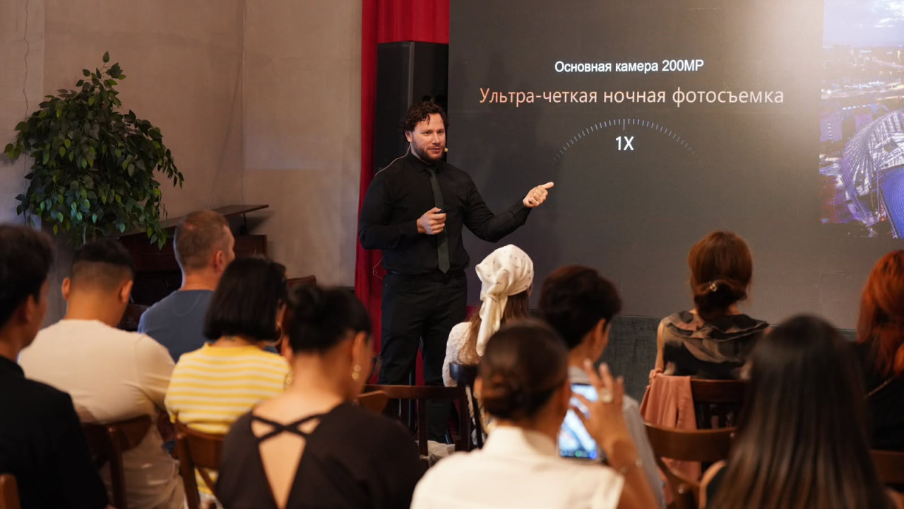 Внедрение ИИ вывело HONOR в топ быстрорастущих брендов смартфонов в мире