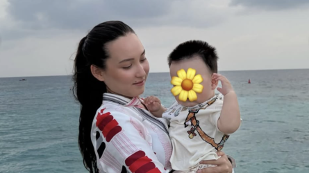 Жансая Әбдімәлік алғаш рет ұлын көрсетті