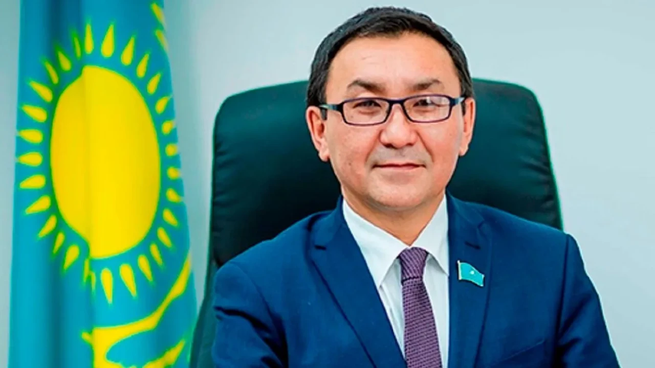 Өтемісов атындағы университет ректоры ұсталды