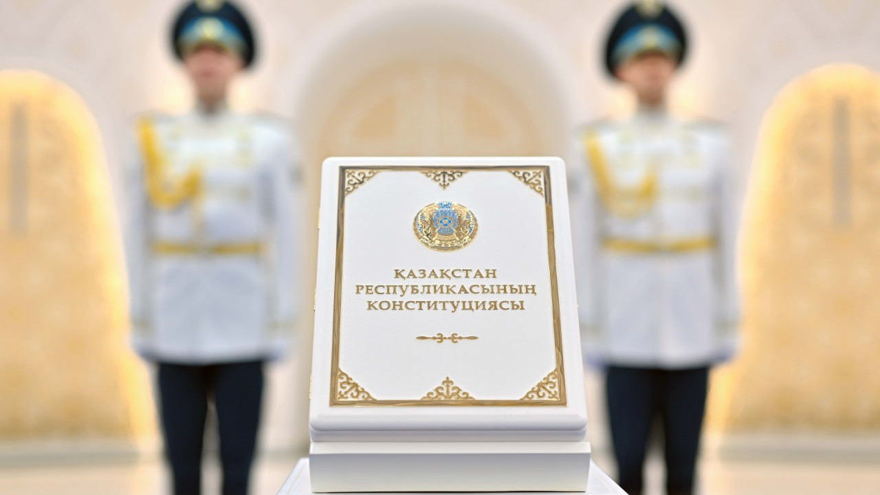 «Алтын әріппен жазылатын шешім»: Президент жаңа Ата заң туралы үндеу жасады