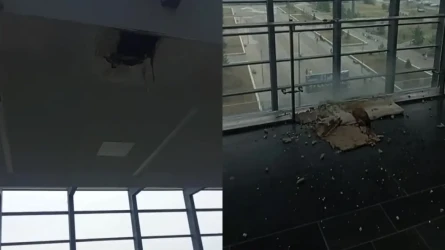 На вокзале «Нурлы жол» в Астане обрушилась часть потолочного покрытия