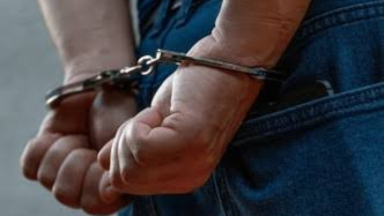 Настоящее имя работника оказалось другим: в Акмолинской области украли 2 млн тенге