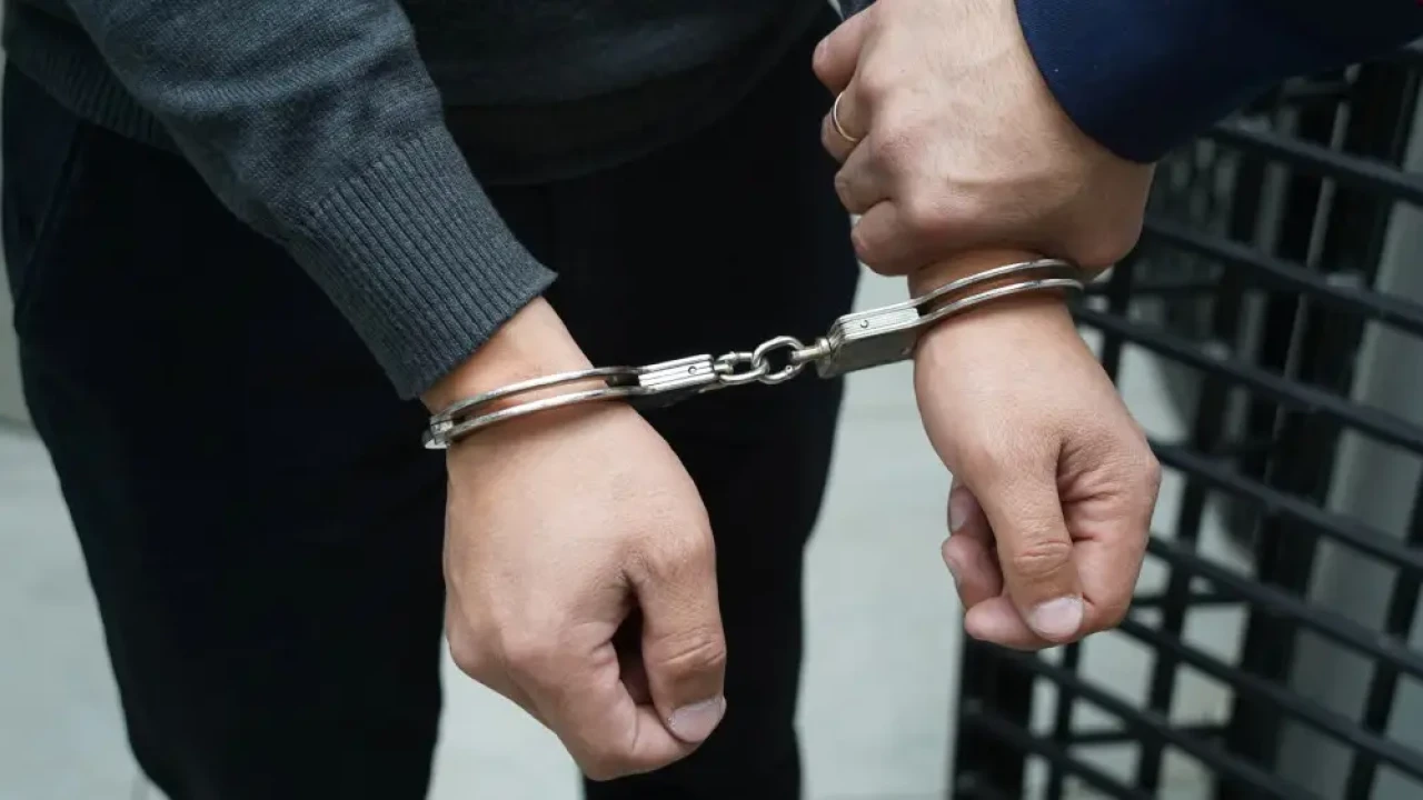 Павлодарда 14 жыл бұрын әйелді зорлап өлтірген күдікті қолға түсті