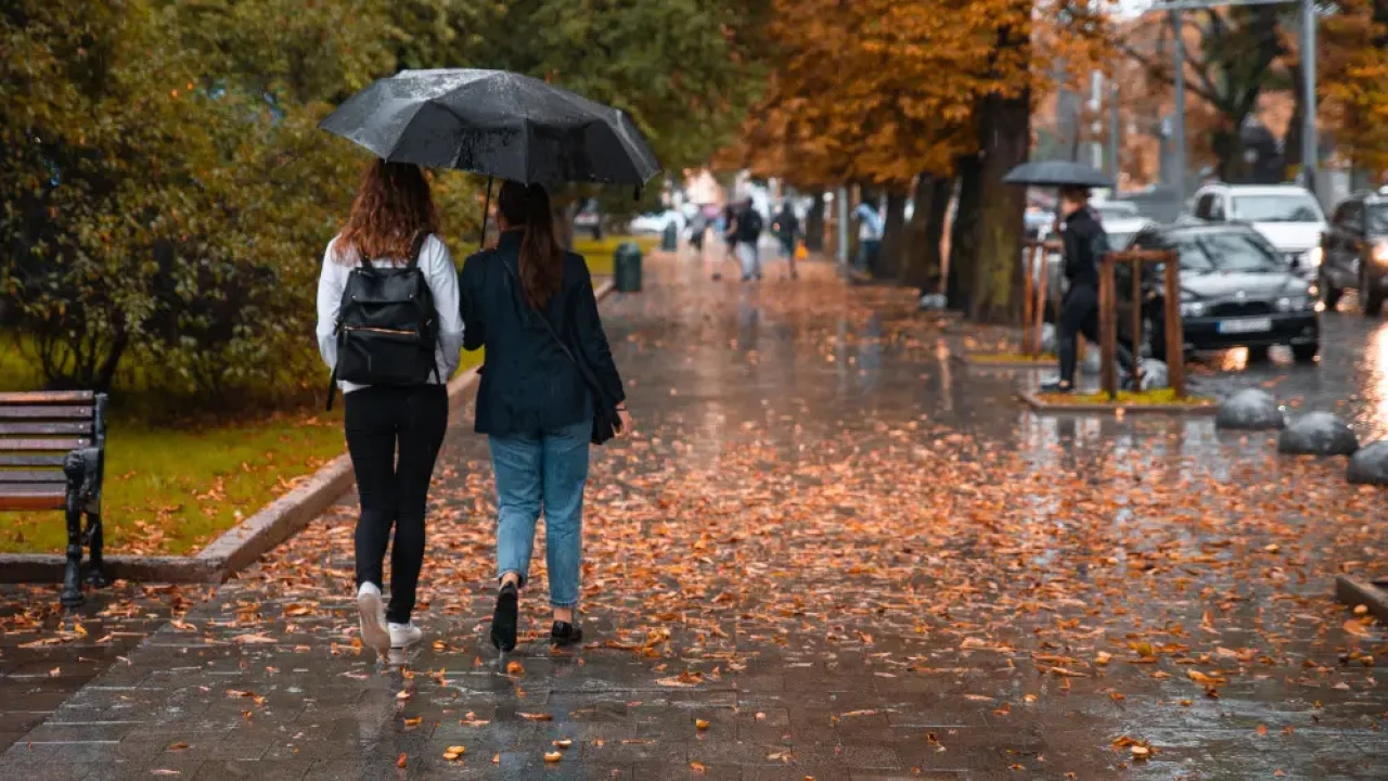 В Астане резко похолодает до +5 °C, а в Алматы сохранится жара