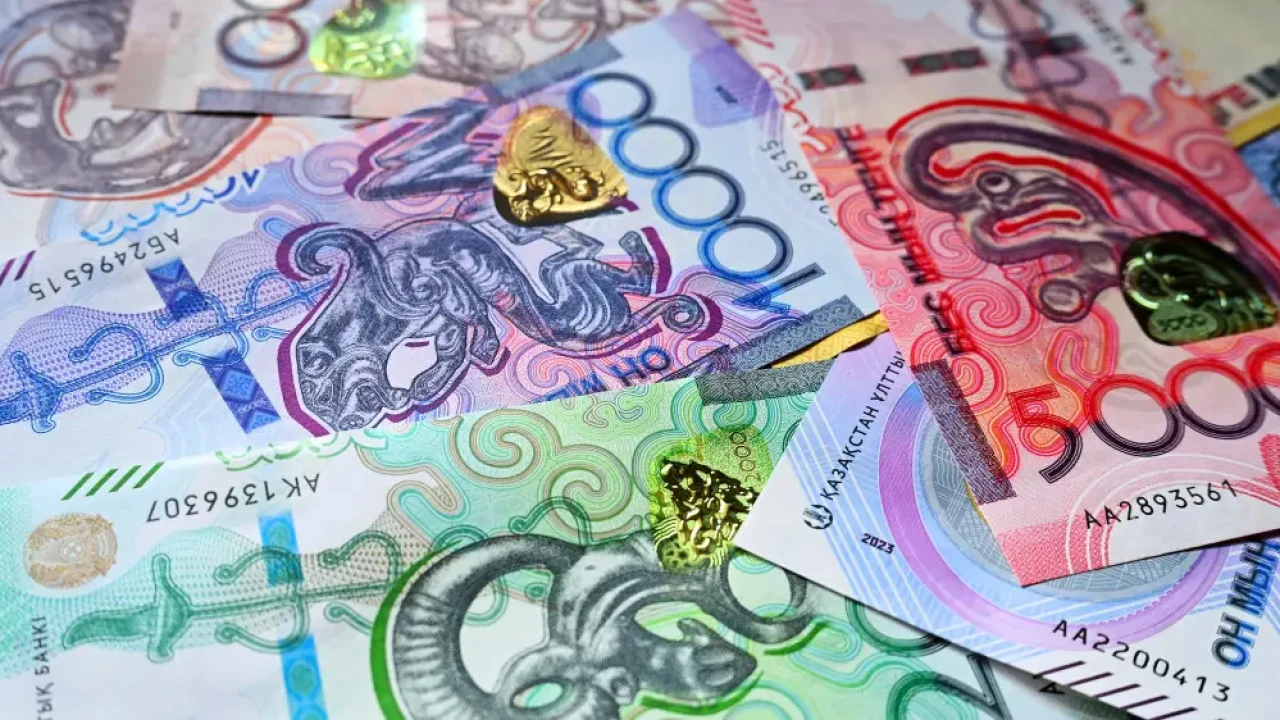 Более 30 миллиардов тенге ущерба не взыскали с виновных в Казахстане