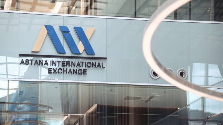 Китай делает ставку на AIX: случайность или новый тренд?