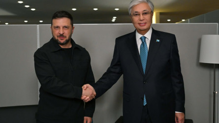 Тоқаев Зеленскийді Украинаның Тәуелсіздік күнімен құттықтады