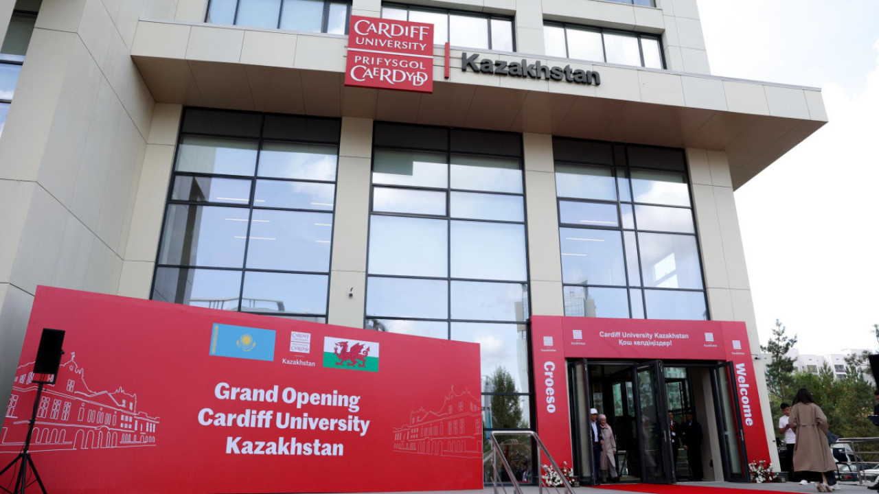 Первый учебный год Cardiff University Kazakhstan: студенты получили британское образование в Казахстане