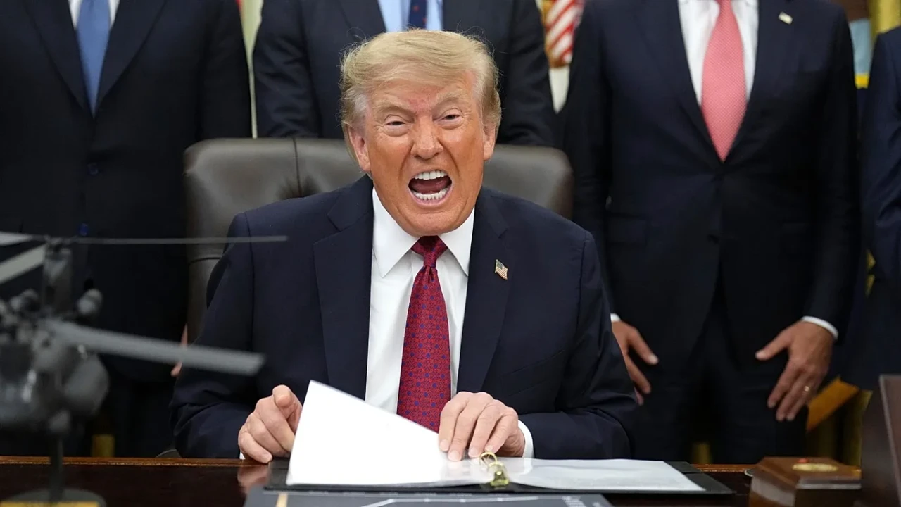 Трамп резко высказался о принце Гарри и Меган